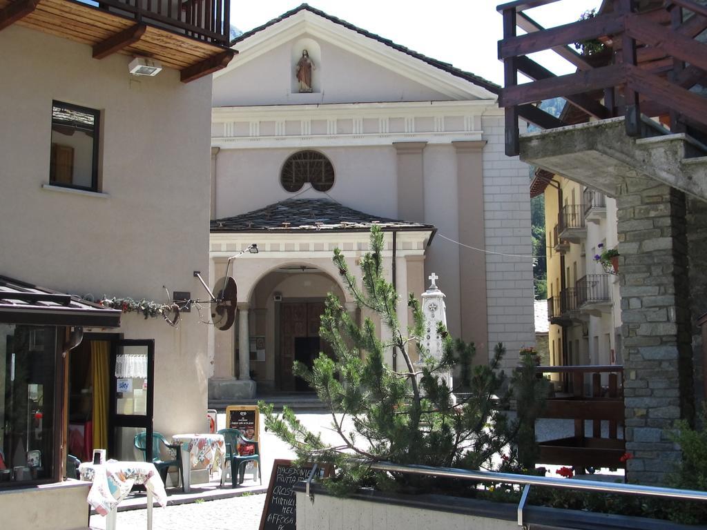 Hotel Miramonti Valtournenche Exterior foto