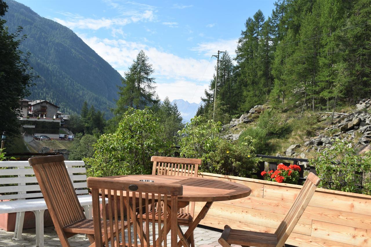 Hotel Miramonti Valtournenche Exterior foto